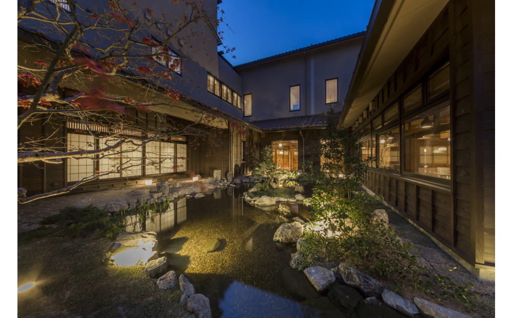 ããã«ããã®å®¿ã䜳é²ïŒå
±ç«ãªãŸãŒãïŒãå¹³äŒæ¥1æ³2é£ä» ãã¢å®¿æ³åžãæ¬é€šæªå
颚åä»åæŽå®€ã