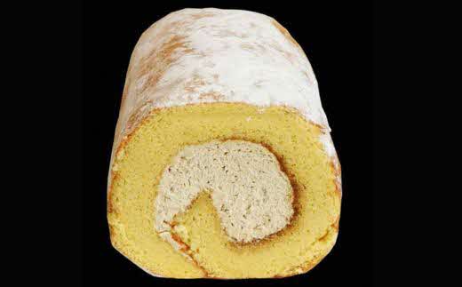 醤油 和ろーる【ロールケーキ 醤油 黒蜜 和風 大人 美味しい 老舗 矢田醤油店 おやつ お菓子 スイーツ ケーキ 生クリーム 甘露 和スイーツ 和 ふわふわ ギフト 贈り物 おもてなし ご自宅用 島根県 安来市】【価格変更】