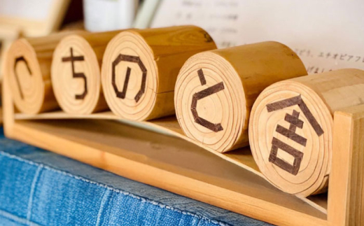 コーヒー 【粉】【全12回定期便】自家焙煎 シングルオリジン コーヒー100g×1種類 手廻しロースター 長時間焙煎 コーヒー粉 粉 中挽き 珈琲 2回 12ヶ月 1年 毎月 100g シングルオリジン 自家焙煎 飲み比べ お取り寄せグルメ お取り寄せ 人気 おすすめ おいしい 島根 雲南 島根県雲南市/つちのと舎 コーヒー 珈琲 [AIBY001-2]