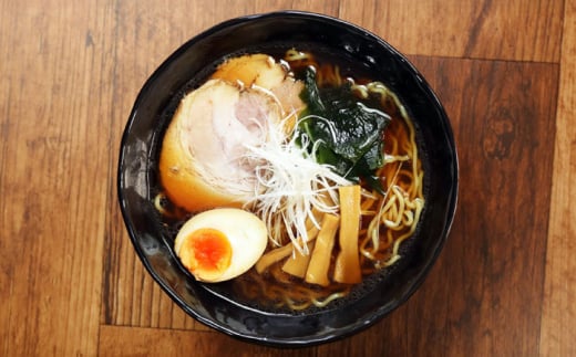 ラーメン ご当地こだわり山陰拉麺三昧 6食セット | ご当地 こだわり 山陰 拉麺 国産 飛魚 蜆 大山鶏 とり ラーメン 生ラーメン ちぢれ麺 特産 麺 ご当地 セット 島根  美味しい 便利 セット ギフト かんめん 食材 人気 家庭用 お取り寄せ グルメ ラーメン お昼ご飯 夜食 島根グルメ 中華 麺食品  絶品 こだわり 島根県雲南市/株式会社出雲たかはし [AIAM009]