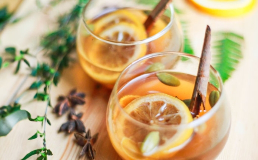 スパイス 希釈用スパイスドリンクシロップ クラフトコーラ チャイ 100ml×3本セット 手作り ジュース ソフトドリンク 飲料 健康 ドリンク  炭酸 スパイス ハーブ 飲料 健康 美容 シロップ 希釈 お手軽 便利 セット デザート クラフトお取り寄せ 飲み比べ 詰め合わせ 人気 おすすめ ご当地 クラフトコーラ 島根県雲南市/出雲SPICE LAB. [AIAD007]