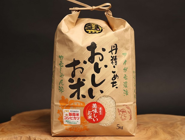 [6回定期便]令和6年度産島根県飯南町産コシヒカリ 「カモしゃん米」5kg [ こしひかり お米 農家直送 無農薬 化学肥料不使用 玄米 精米 選択可能 安心 安全 新米 D-150]