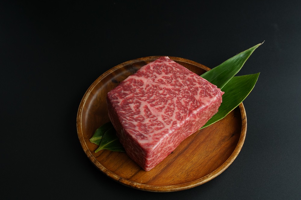 奥出雲和牛モモブロック 450g【日時指定可能 チルド ブロック肉 自宅用 冷蔵お届け  A-10】