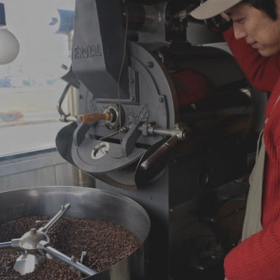 【毎月定期便】芳醇な香りと濃厚な甘味の珈琲 計1Kg豆×全6回【4055740】