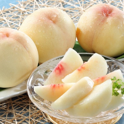 岡山県産　岡山白桃3玉【冷蔵】2026年発送【配送不可地域：離島・北海道・沖縄県】【1709330】