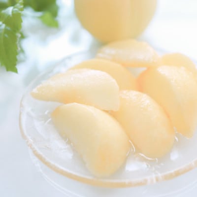 【2026年8月発送予定】岡山白桃　約2kg(6〜10玉)【配送不可地域：離島・北海道・沖縄県】【1576280】