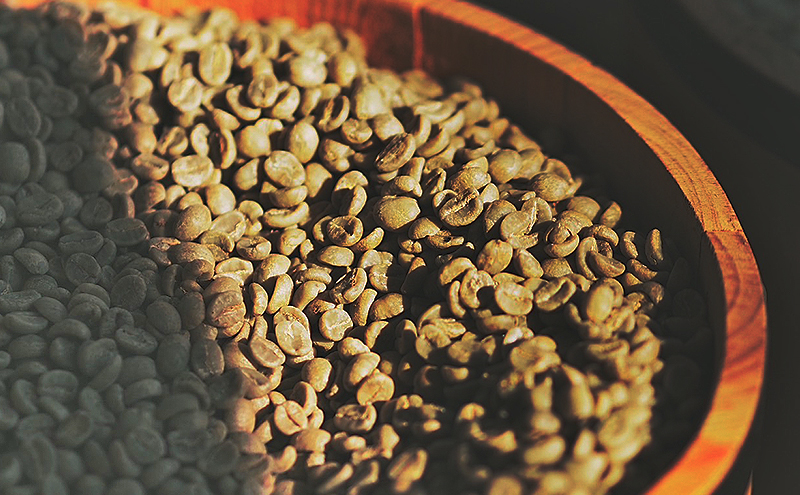 【 定期便 6ヵ月 】 キリマンジャロ コーヒー粉 400g(200g×2袋) COFFEE ROAST 3710みなと 珈琲焙煎所 ブレンド コーヒー 珈琲 飲み物 飲料 連続 お届け コーヒー豆 ブレンドコーヒー