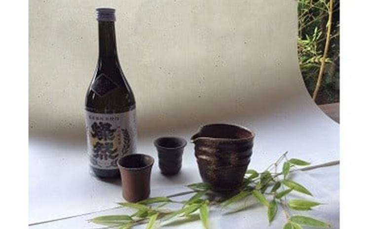 岡山県純米酒と備前焼酒器セット