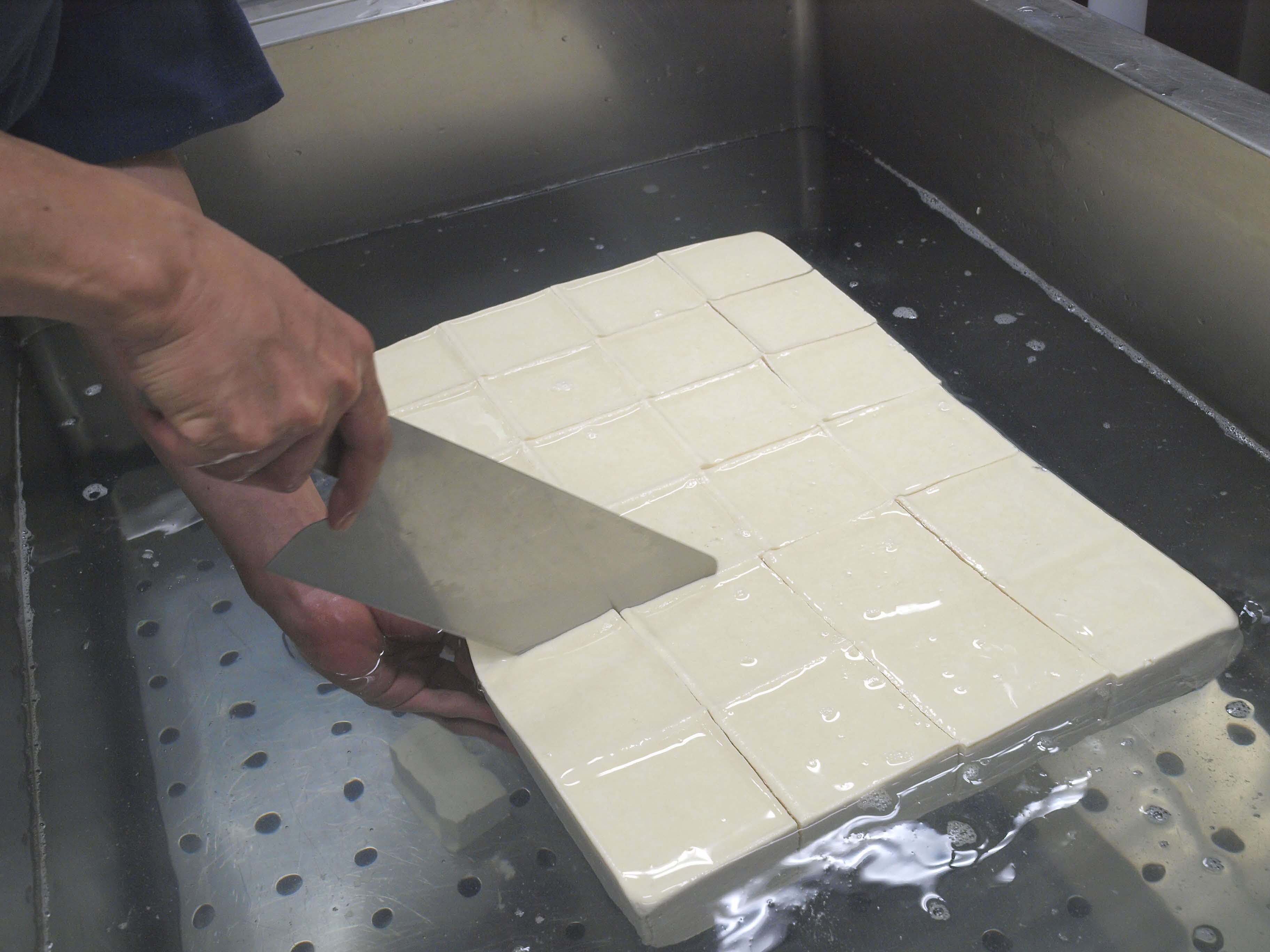 手作り豆腐　濃厚豆乳入り　国産大豆100％使用　こだわり製法