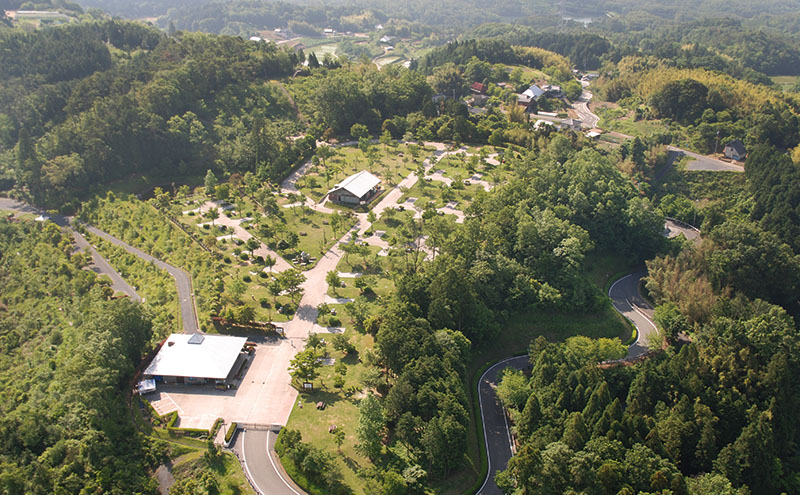 赤磐市 吉井竜天オートキャンプ場（ コテージ 利用券 ） キャンプ アウトドア 旅行 キャンプ場 宿泊券