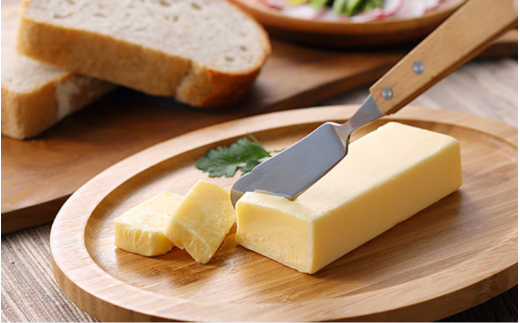 【3カ月定期便】蒜山ジャージーのバター・チーズ・ヨーグルトのセット 詰め合わせ 食べ比べ ひるぜん 蒜山酪農 真庭 岡山 ジャージー ギフト 冷蔵【hiru-tkb026】