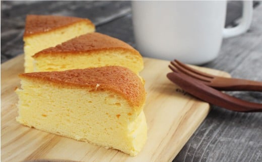 蒜山高原チーズケーキ（スフレ） / 岡山県 蒜山 真庭 蒜山ジャージー牛乳 チーズケーキ ケーキ スフレ クリームチーズ お土産 手土産 贈り物 プレゼント 【配送不可地域：北海道／沖縄県／離島】【jujy043-01】