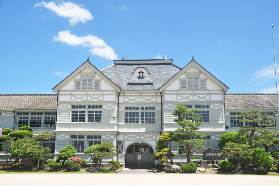 旧遷喬尋常小学校整備利活用のための事業