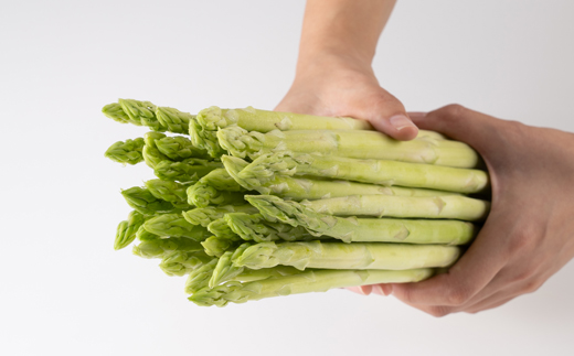 岡山県産　朝採れアスパラガス　1キロ【配送不可地域：離島】【1143586】