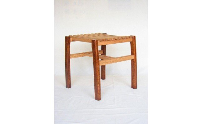 楢のスツール