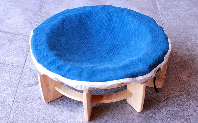 ハマダの大屋根リング カバー付き（藍色）インテリア 犬 猫 ペット 木製 ベッド ベット 円形 丸型 岡山 里庄町