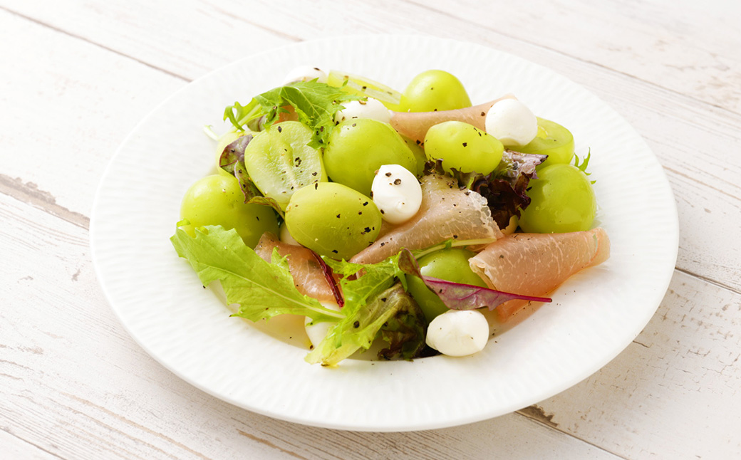 シャインマスカット 約1.3kg以上（2房） 【2026年10月下旬-11月下旬発送予定】 シャイン マスカット ぶどう 葡萄 ブドウ 果物 くだもの フルーツ ギフト お取り寄せ 国産