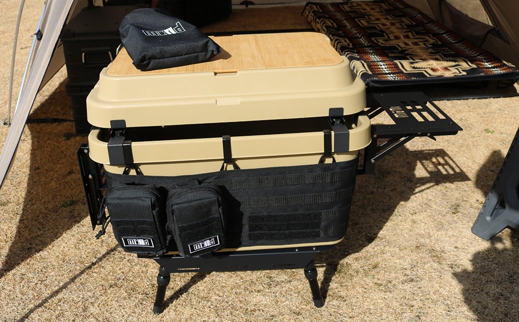 FOLDING TABLE トランクカーゴ用 ジャケット ／ ボックスジャケット 黒 ブラック ポリエステル アイテム収納 小物収納 外付け