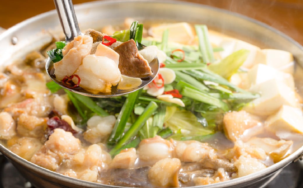 国産牛 もつ鍋 セット （約600g×2箱） 計約1.2kg ／ 6種の部位 小腸 ギアラ 盲腸 直腸 ハツ シマチョウ 醤油もつ鍋 モツ鍋 鍋 鍋セット モツ もつ 牛もつ 牛モツ ホルモン 牛ホルモン 醤油 スープ付き 国産牛肉 牛肉 肉 お肉 グルメ 岡山県 美咲町 冷凍