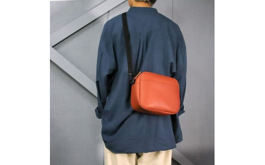 ＼年内発送／ショルダーバッグ/ ブラウン M126