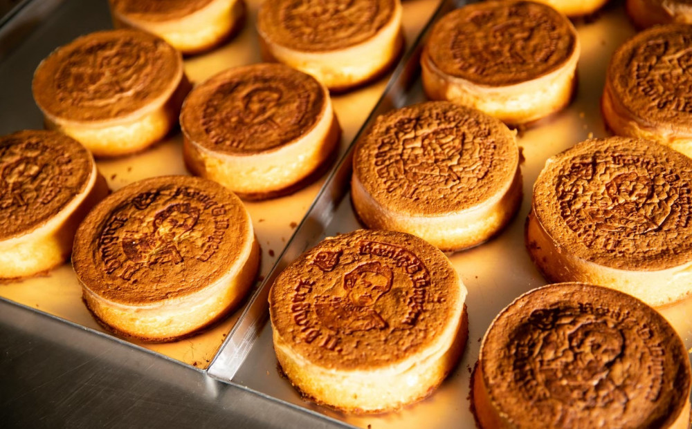 【母の日ギフト】広島浪漫「熟成バターケーキ」ルートヴィヒII世　プレミエ