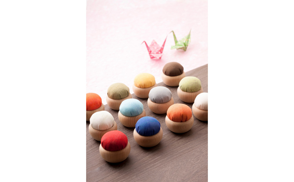 ãªãããã«éãããŸã£ããäŒããæ³ããéãã®ããã 5çš®ããå£ç¯ã®è²ãã€ã¡ãŒãžãããéããŸãéçœè²(垫走)ãã®ã»ãã