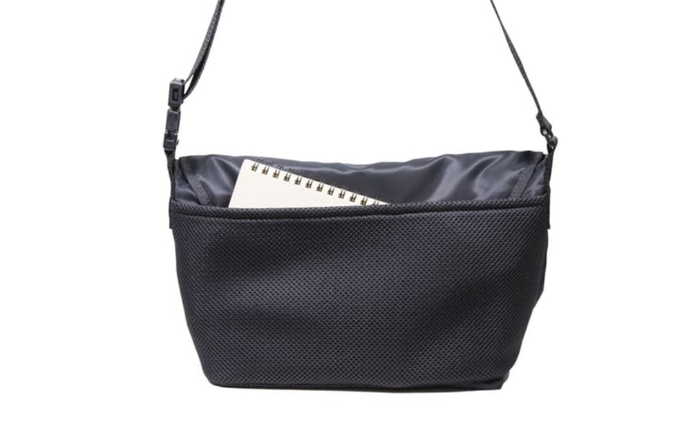 ã¡ãã»ã³ãžã£ãŒããã° S MA-1/ãã©ã㯠F018S