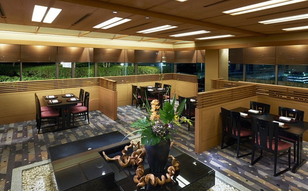 繝繧」繝翫シ繝壹い縺企」滉コ句虻縲縲6F譌・譛ャ譁咏炊 魃牙沁縲代魃牙沁莨壼クュ