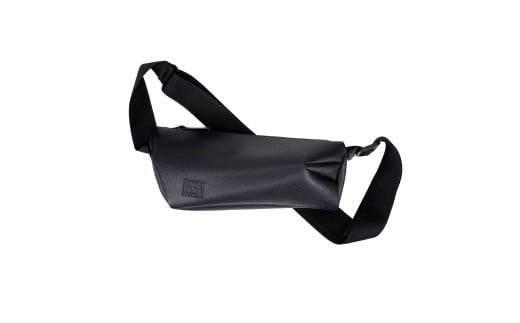 ボディーバッグ/ ブラック E094