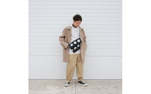 ＼年内発送／サコッシュ / KUROGIN ドット大 B15