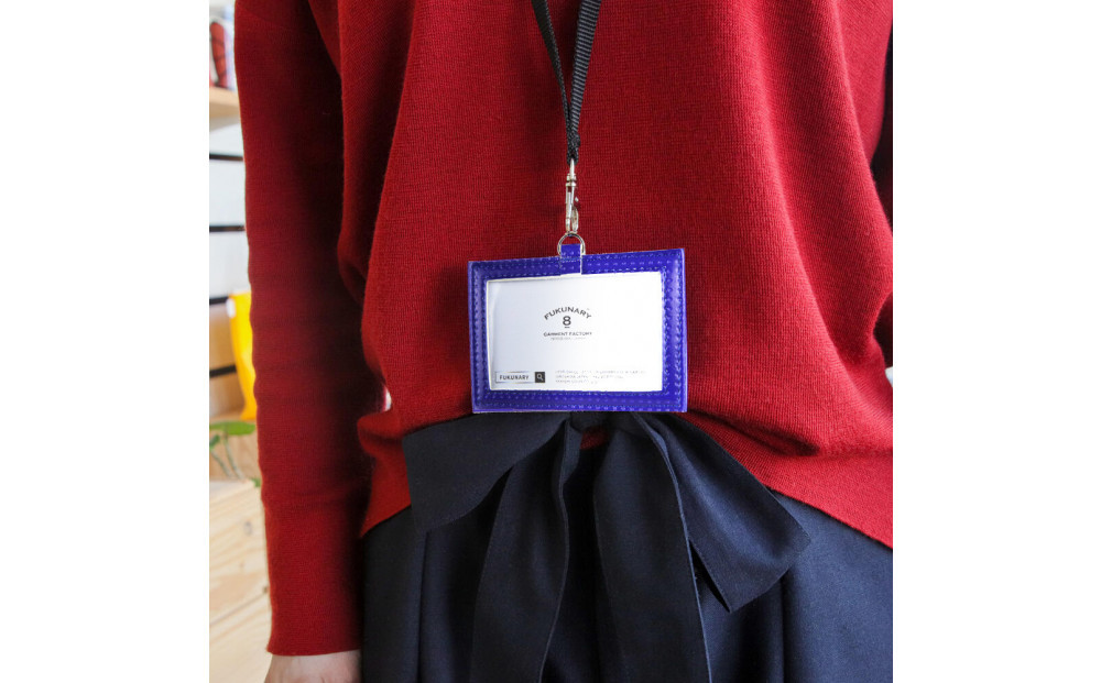 IDカードケース(横)/ ブルー M124Y