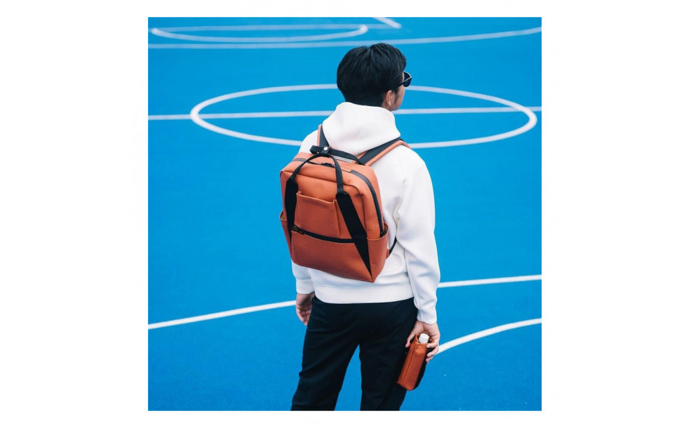 バックパック/ ブラウン M088