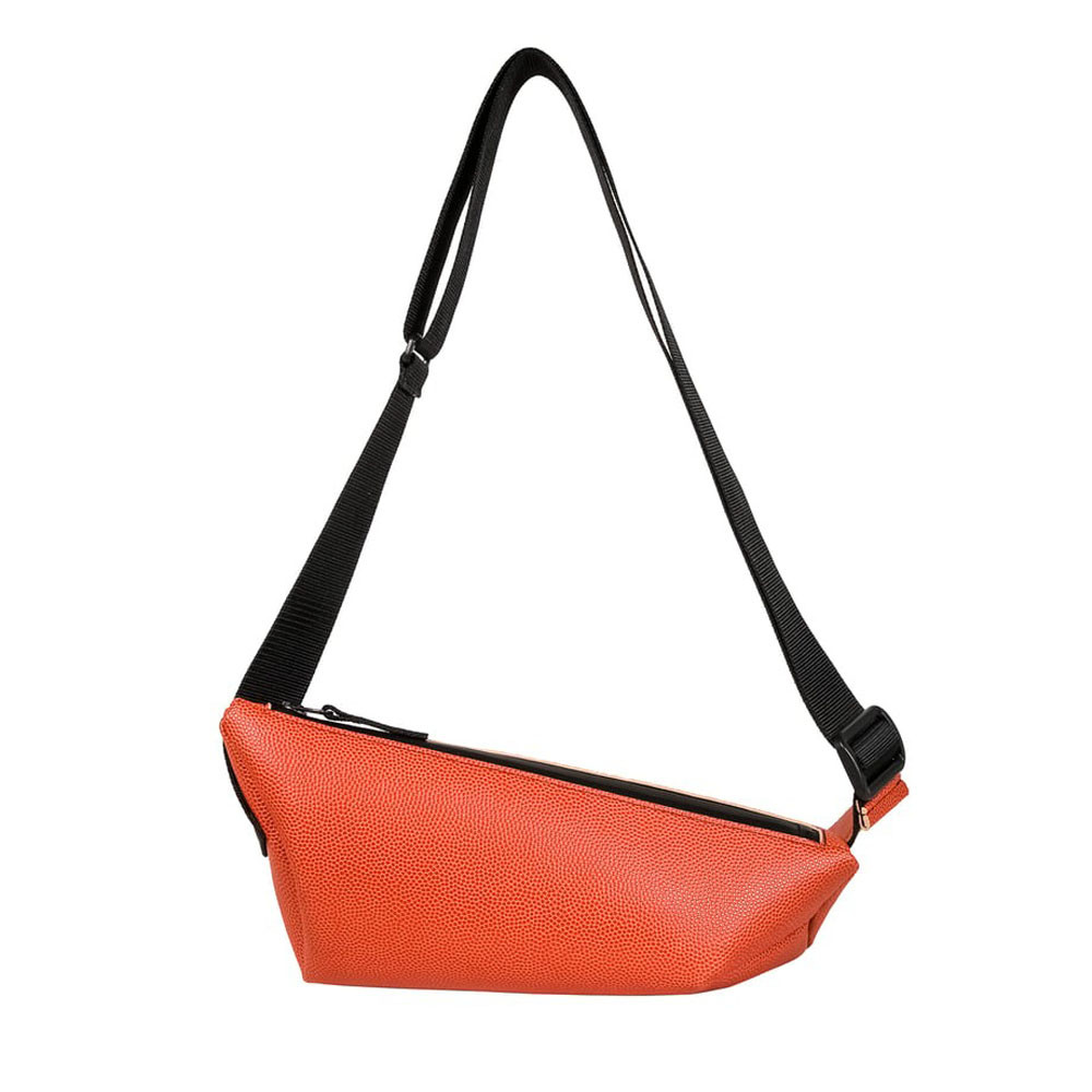 ＼年内発送／ボディーバッグ / ブラウン M094