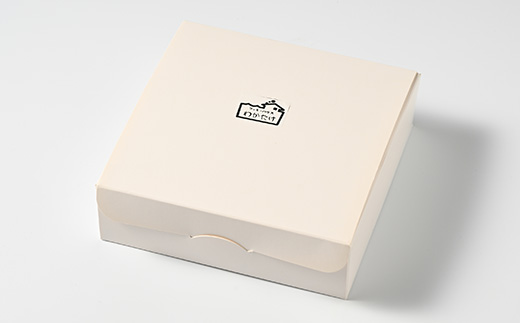 （15cmホールケーキ）アーモンドキャラメルチョコケーキ【思いやり返礼品】