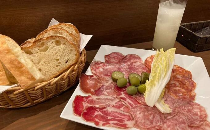 気軽に楽しめる本格的イタリアン 「クチーナ・イタリアーナ・ピアチェーレ」お食事券 5,000円分 三原 広島 123002