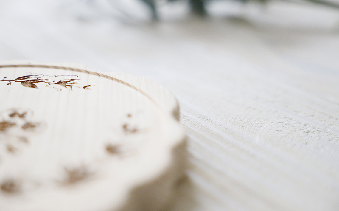 まるで手鏡のような鍋敷き A No.1111