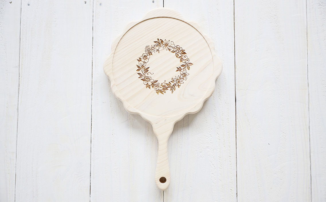 まるで手鏡のような鍋敷き A No.1111