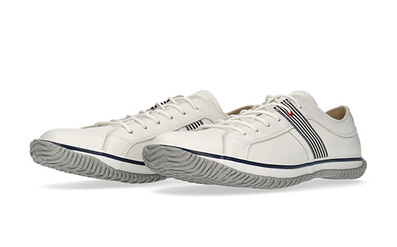 No.970-07 SP−168　White・Navy　サイズXL（28.5cm）