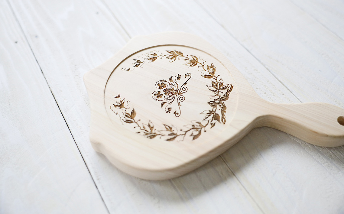 まるで手鏡のような鍋敷き C No.1113