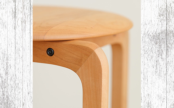 No.610-03 府中市の家具　LISCIO Stool（4本脚）チェリー