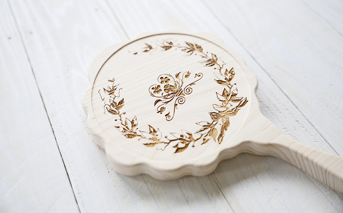 まるで手鏡のような鍋敷き A No.1111