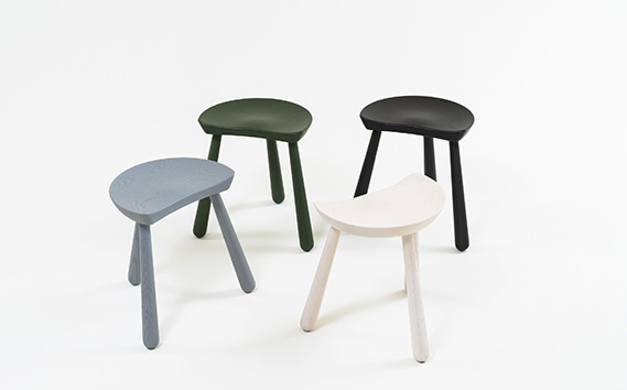 No.1027-02 WK58．muku milk stool color（鉄黒）