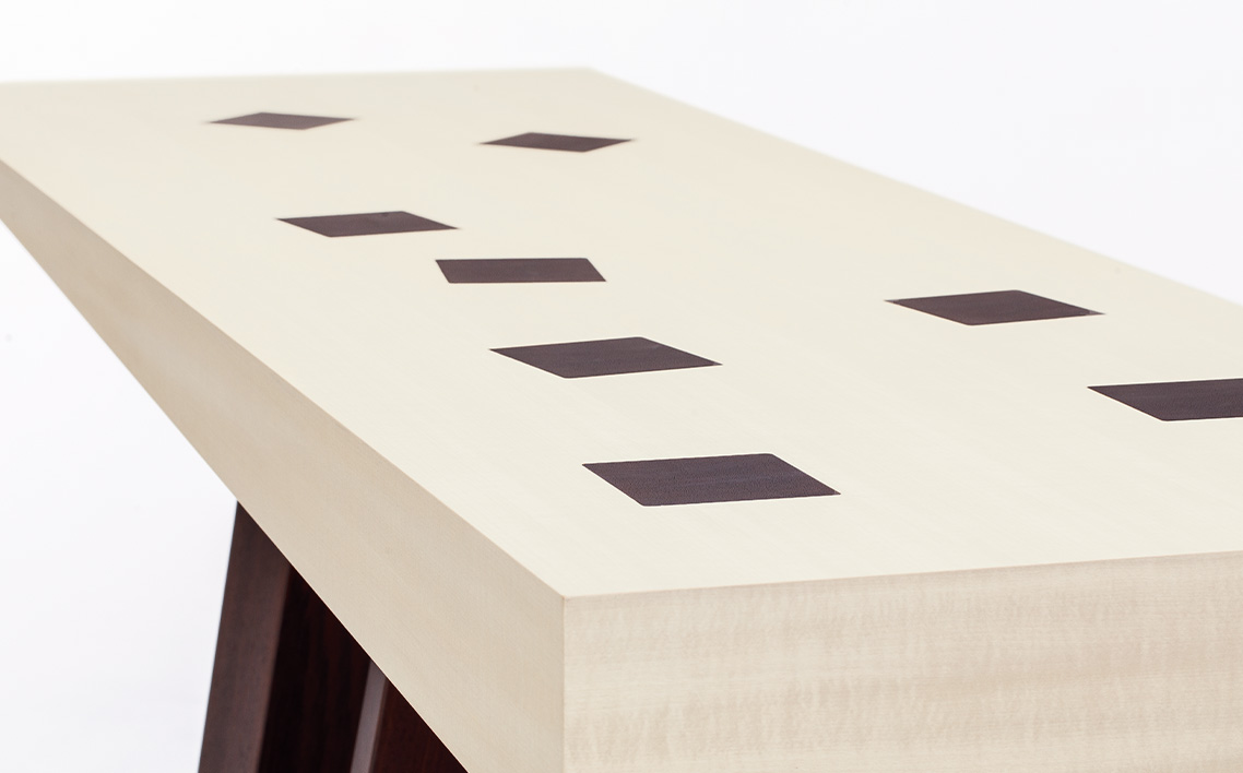 Scheherazade Console No.1135