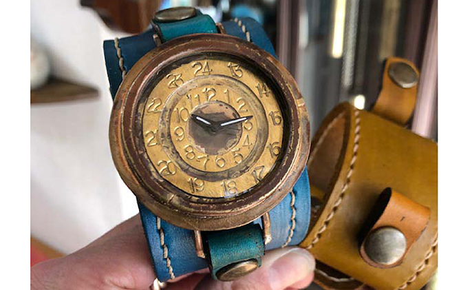 HR24の大型サイズ手作り時計　G（男性用）黄茶