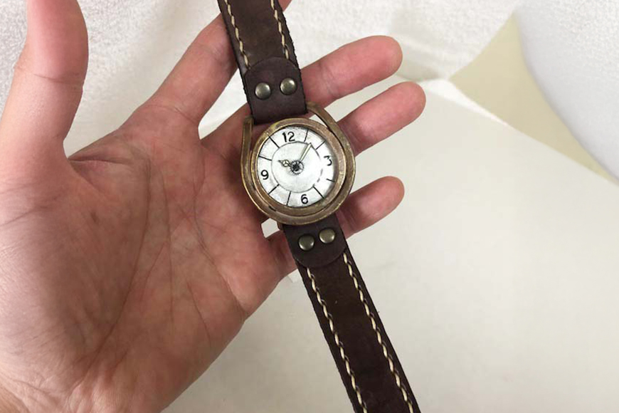 HR24の手作り時計　A（男女兼用）こげ茶 ファッション小物 雑貨 日用品 