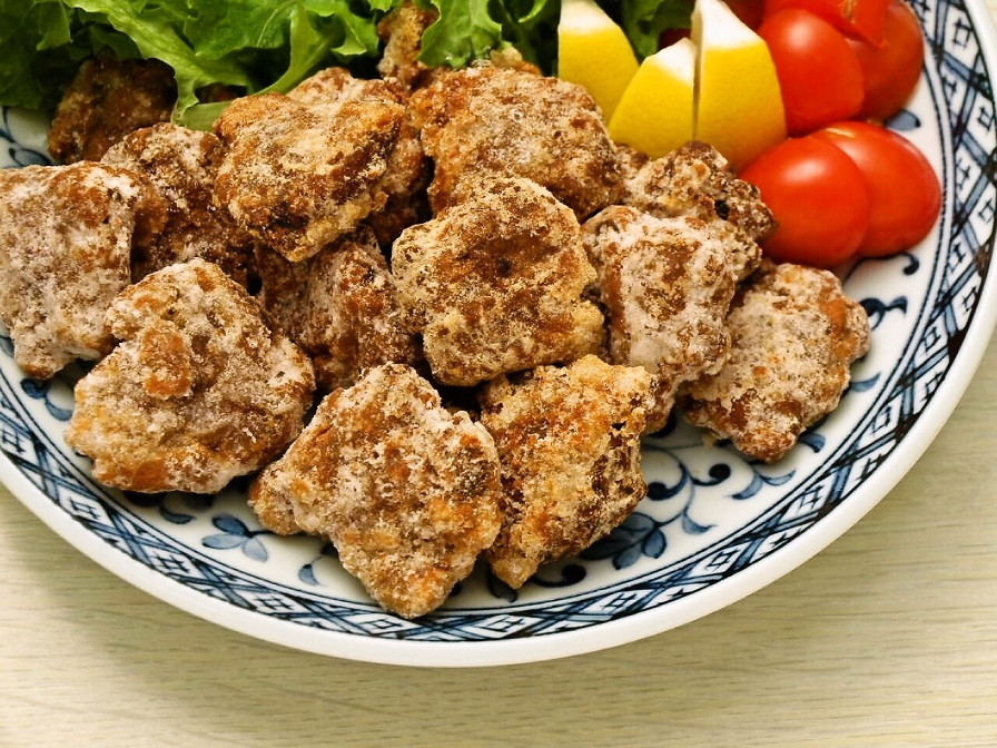 くじら 竜田揚げ 1kg (200g x 5) 鯨 小分けパック 冷凍 冷凍食品 真空 鯨肉 揚げ物 簡単調理 [ くじら専門店 ] 肉特集