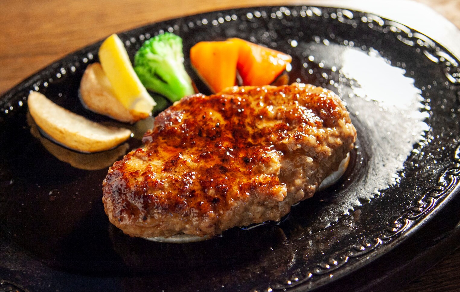 紅屋お食事券10,000円 有限会社べにや 山口県 防府市 D36 ハンバーグ 専門店 老舗 お食事券 チケット ランチ ディナー テイクアウト