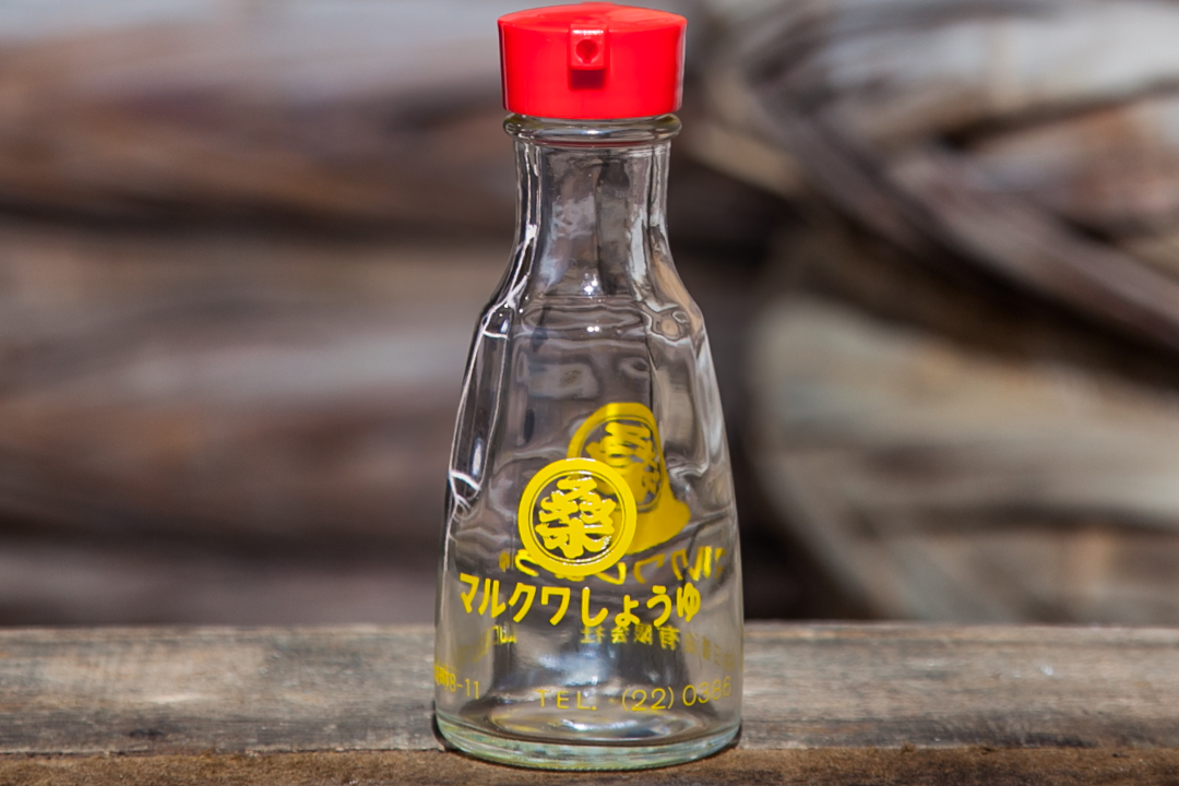 木桶で仕込む地産醤油 桑田醤油制覇! パーフェクトセット 桑田醤油有限会社 山口県 防府市 E-A02 醤油 詰め合わせ 調味料 ぽん酢 出汁 漬物 トートバッグ 醤油さし 木桶仕込み 大容量 フルセット