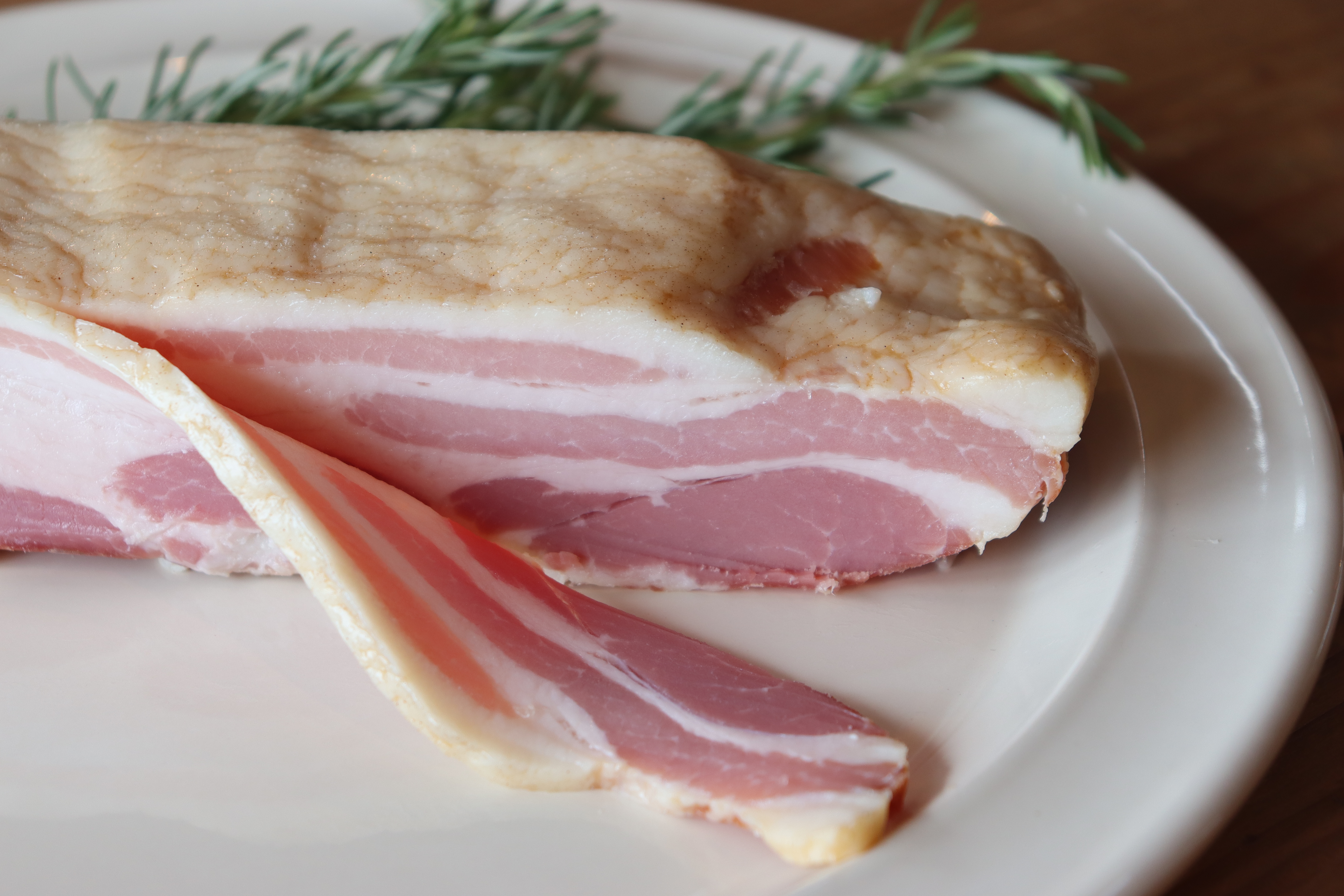 匠の技 ハム4種 詰め合わせ ギフト Cセット 日置 ベーコン ウインナー  ハム 詰合せ ジャーキー ギフト 贈り物  長門市 おつまみ BBQ 少量生産 (1325)