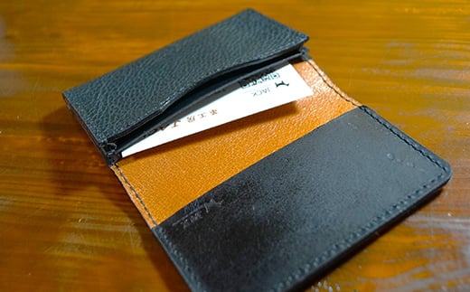 本革製名刺入れ＜ブラック＞ ハンドメイド 国産牛ヌメ革 名刺入れ 名刺 ケース 本革 レザー 革製品 贈り物 ギフト 黒 ブラック  ファッション小物 服飾品 ファッション F6L-256